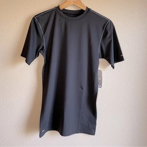 (NWT!) ALO Yoga Black Tee